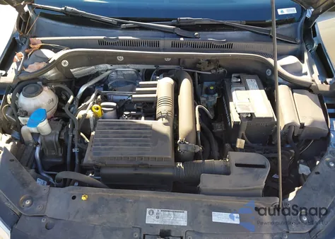 2018 Volkswagen Jetta 1.4T Se/1.4T Wolfsburg Edition from USA, damaged, VIN 3VWDB7AJ9JM228389